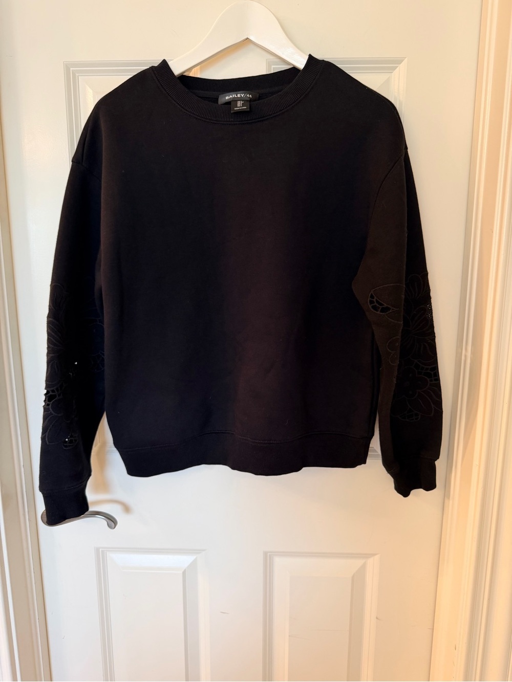 NWOT Bailey 44 Black Crewneck Sweatshirt with Lace Sleeve Embroidery